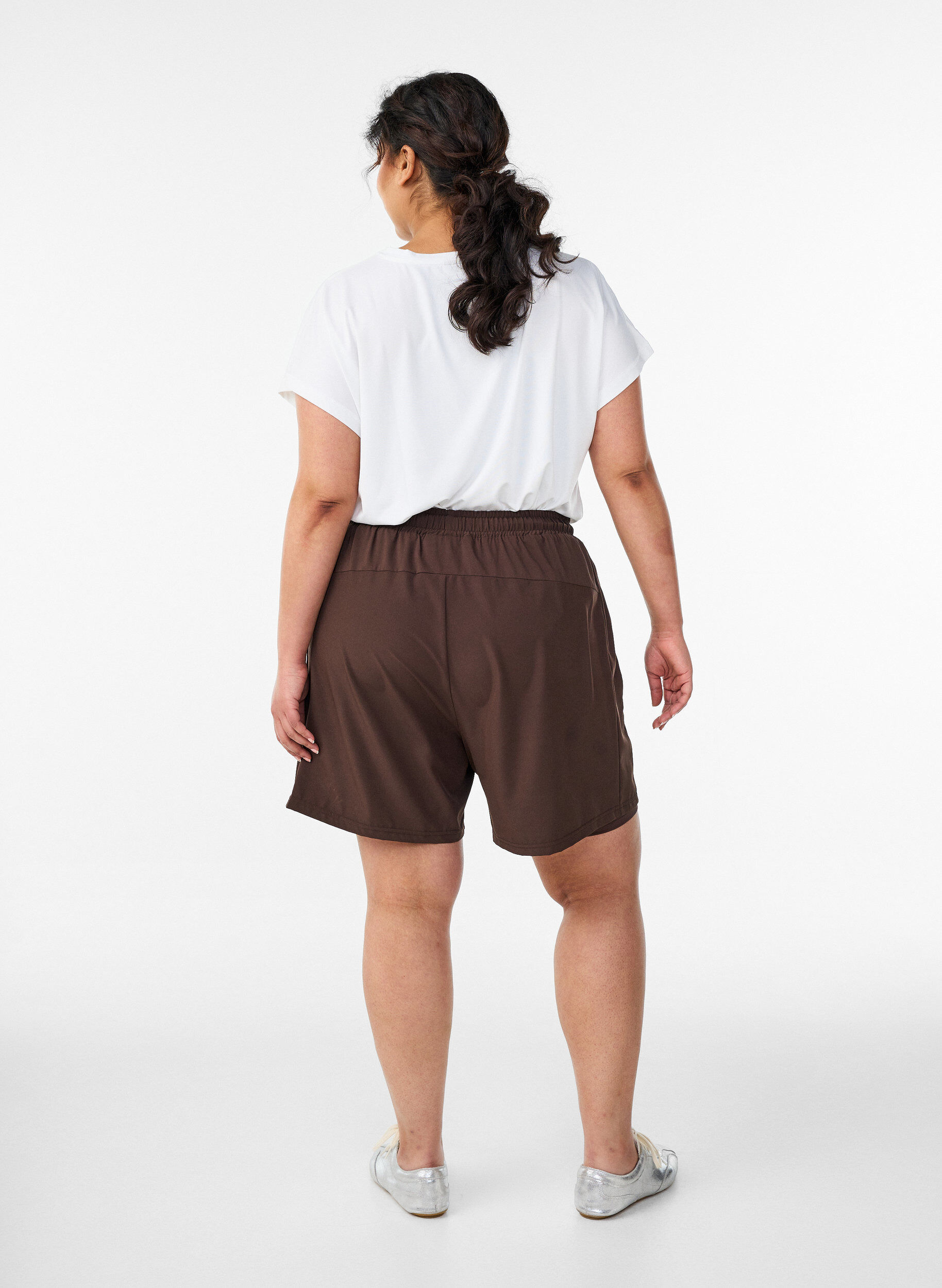 Zizzifashion Training shorts with inner shorts and a phone pocket, Brown, Model image number 2