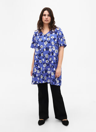 FLASH - Tunic with v neck and print, Amparo Blue Flower, Model image number 2