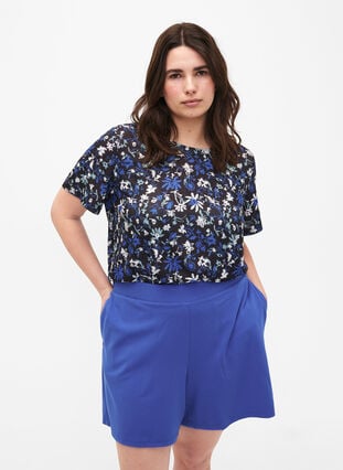 FLASH - Loose shorts with pockets, Dazzling Blue, Model image number 0