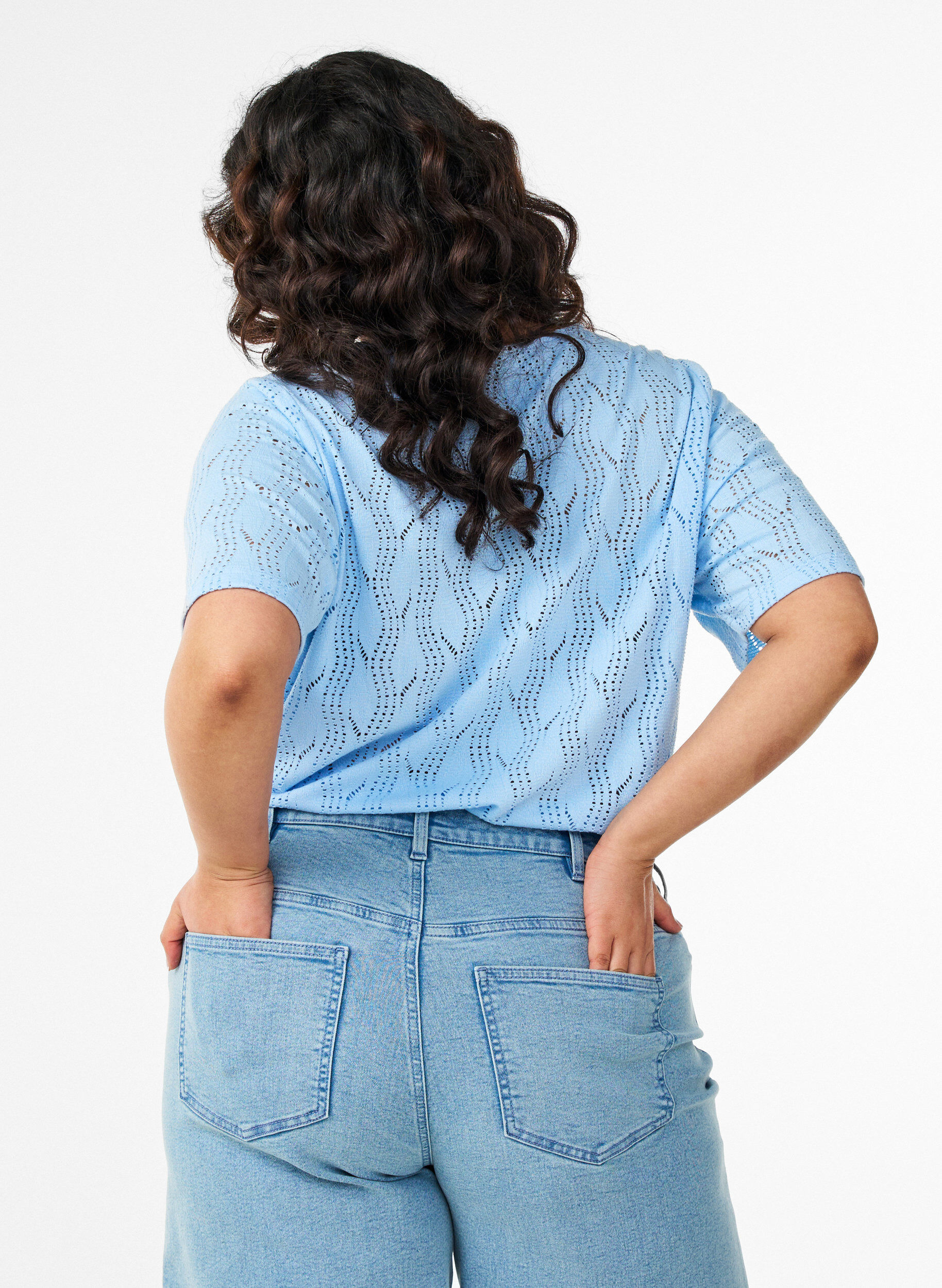 Zizzifashion Jersey t-shirt with eyelet embroidery, Light Blue, Model image number 2