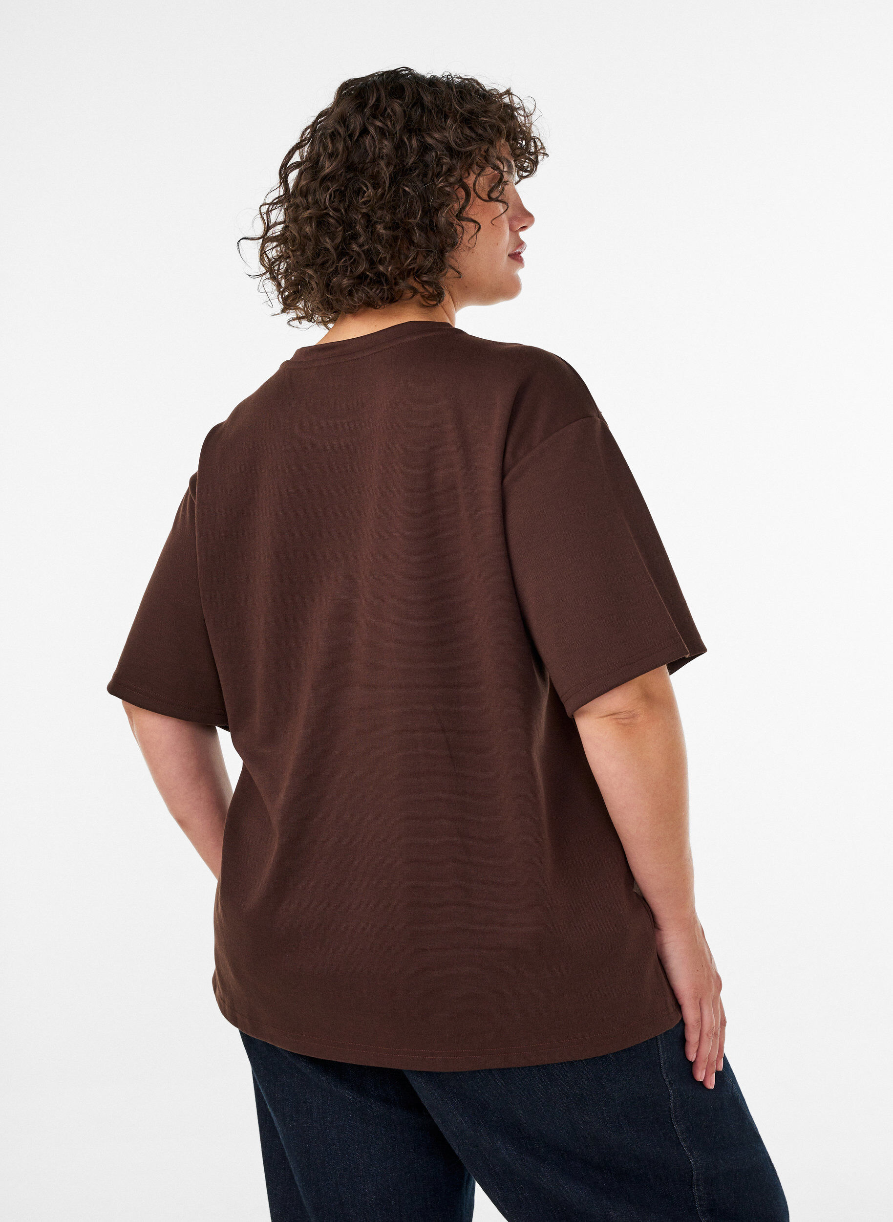 ZizzifashionT-shirt with rhinestones and round neck, Brown, Model image number 2