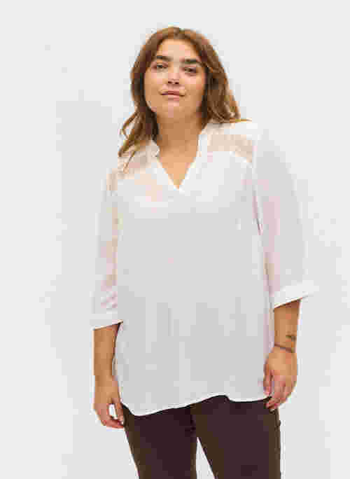 Viscose blouse with 3/4 sleeves and lace details