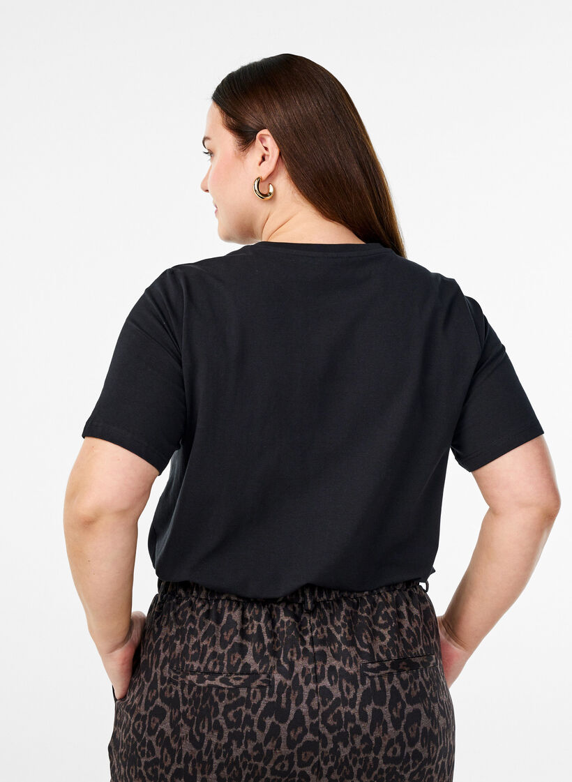 T-shirt in organic cotton with a round neck, Black, Model image number 1