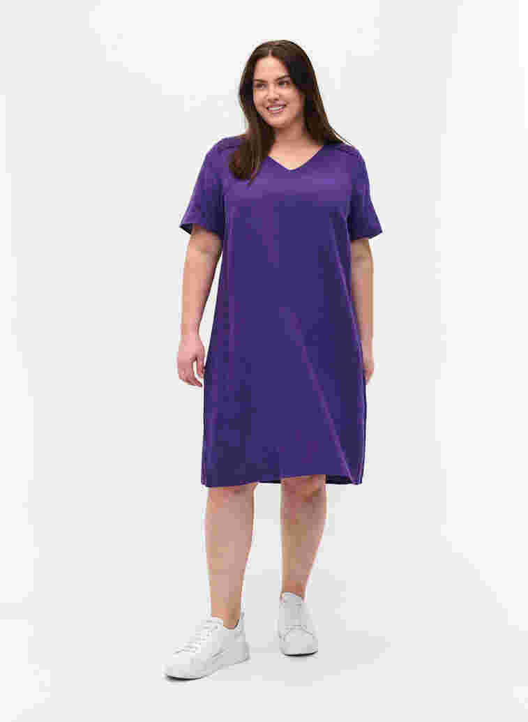 Short-sleeved cotton dress with lace details, Violet Indigo, Model image number 2