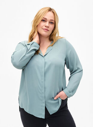 Solid colour shirt with v-neck, Chinois Green, Model image number 0