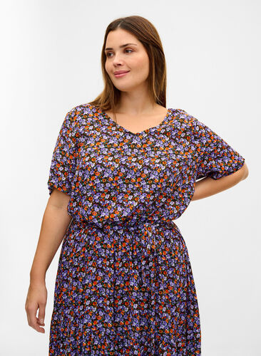 Short-sleeved midi dress in viscose, Purple Ditsy Flower, Model image number 1
