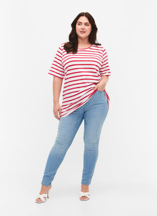 Striped T-shirt in organic cotton, Bright Rose Stripes, Model image number 2