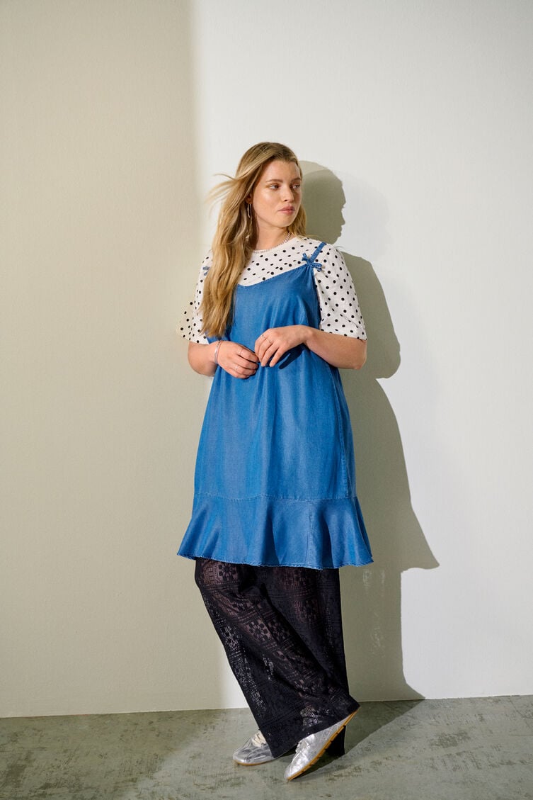 Denim dress style, , Model