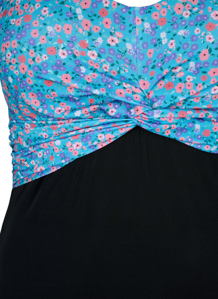 Swimsuit with underwire and adjustable straps, Black Ditsy Print, Packshot image number 2