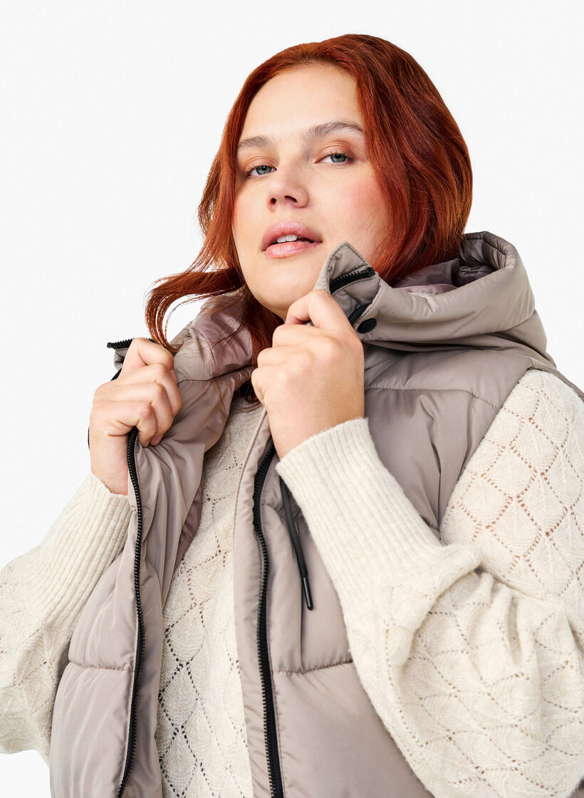 Long vest with hood and pockets, Beige, Image image number 0