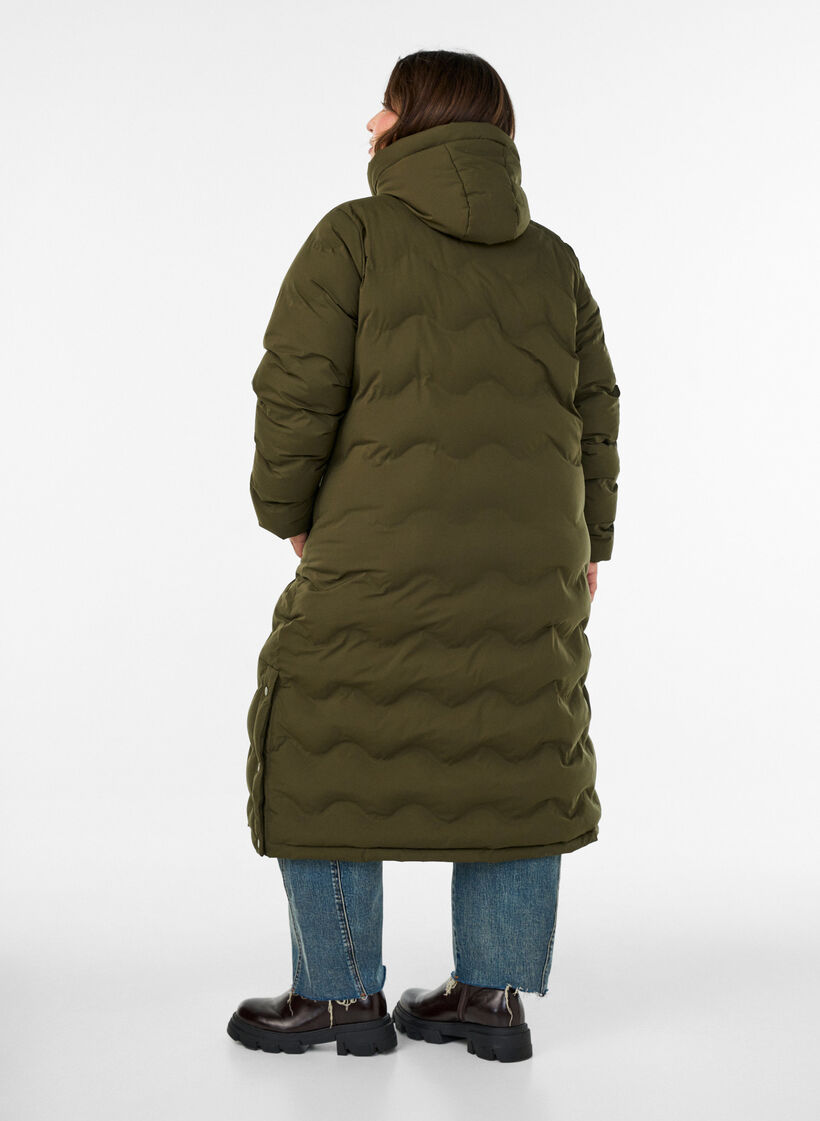 Long hooded puffer jacket with a wave pattern, Green, Model