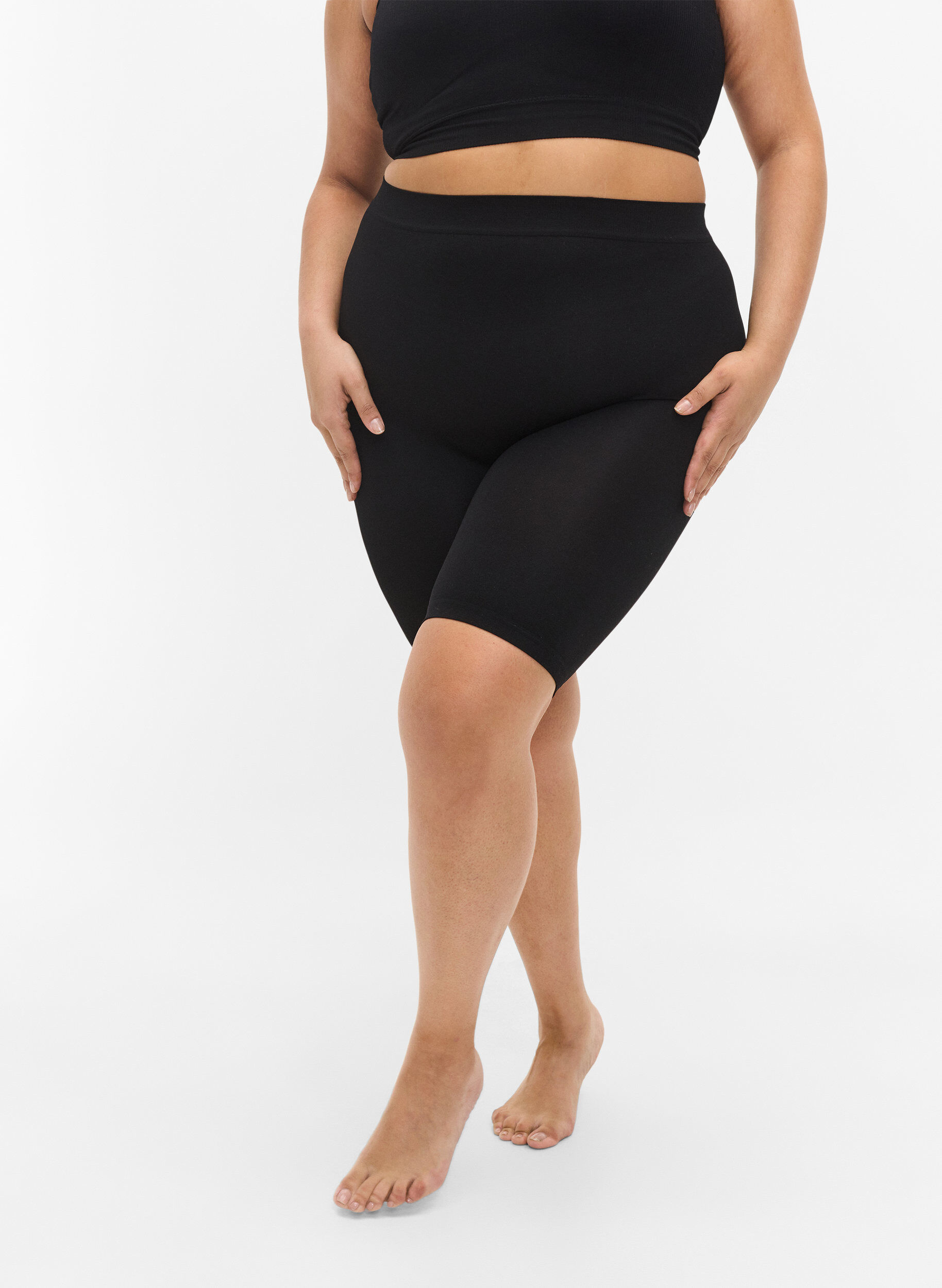 ZizzifashionSeamless bike shorts, Black, Model image number 3