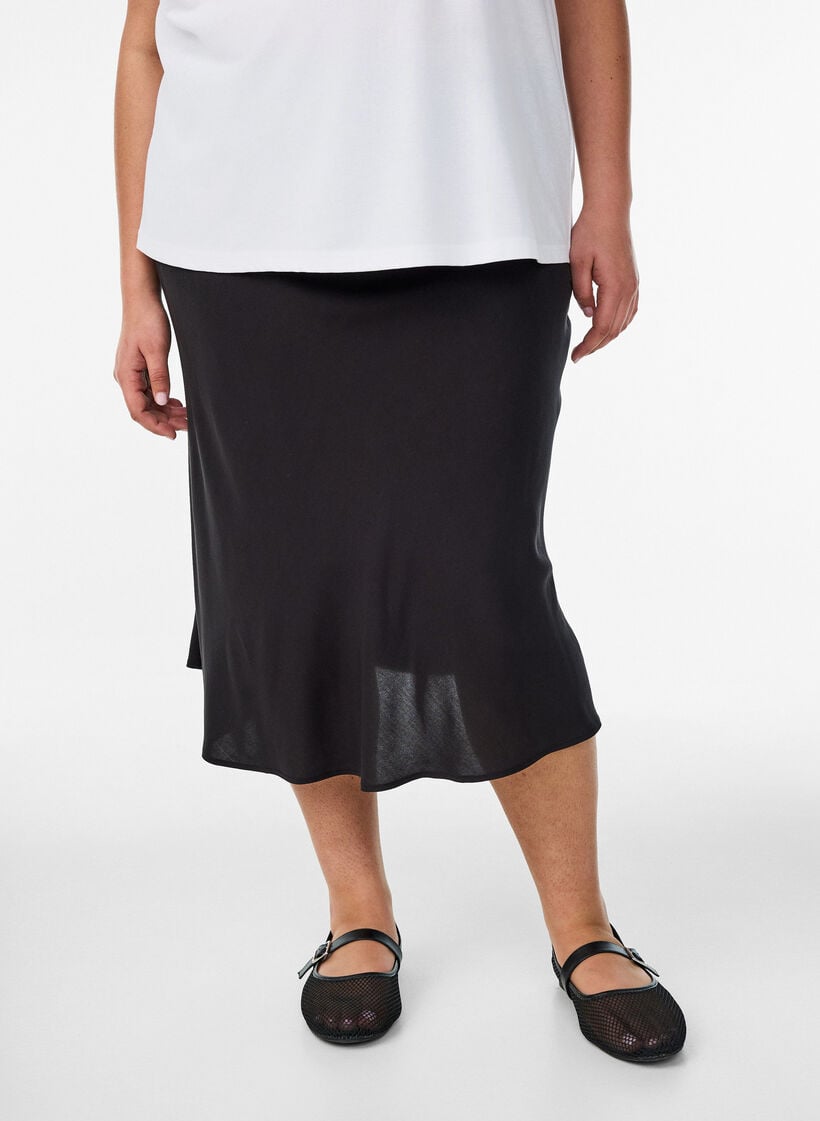 Viscose skirt with an elasticated waist, Black, Model image number 2