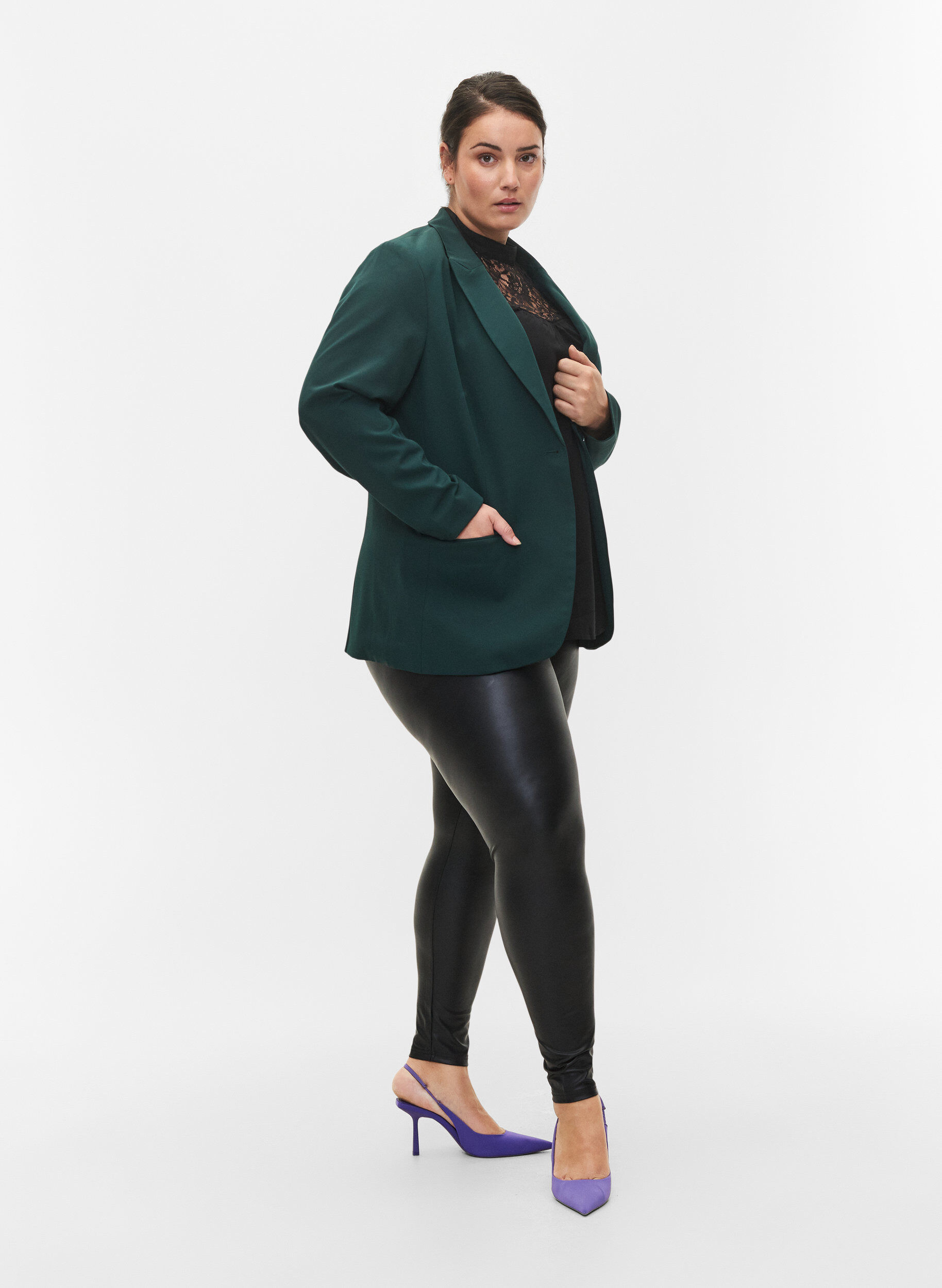 Zizzifashion Classic blazer with pockets, Scarab, Model image number 2