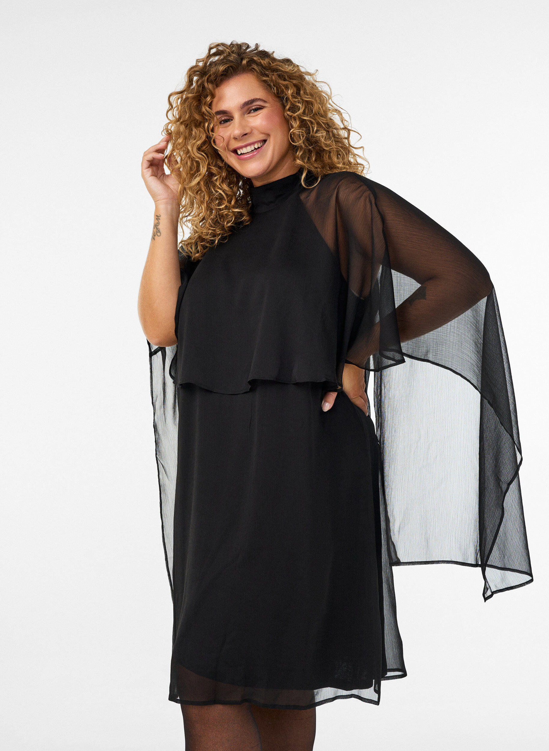 ZizzifashionKnee-length chiffon dress with sheer cape, Black, Model image number 3