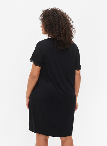 Short-sleeved viscose nightie with lace edges, Black, Model image number 1