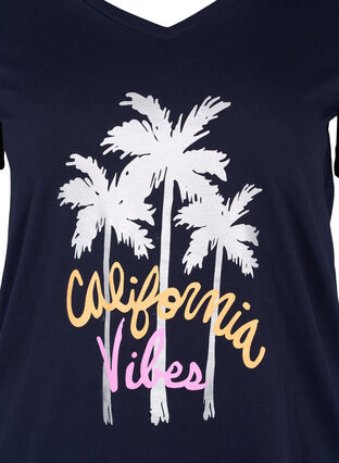 Cotton t-shirt with a v-neck, Night Sky California, Packshot image number 2