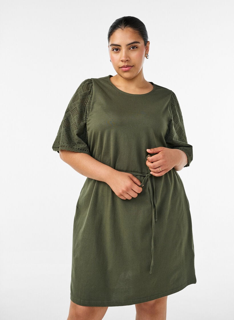 Cotton dress with broderie anglaise sleeves and a tie-waist, Green, Model image number 0