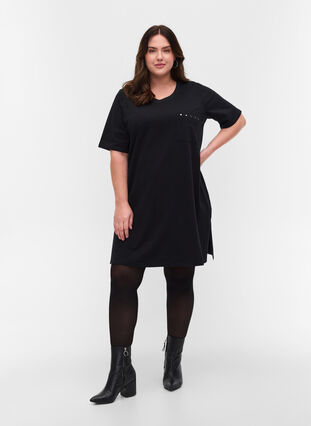 Long cotton t-shirt with chest pockets and rivets, Black, Model image number 2