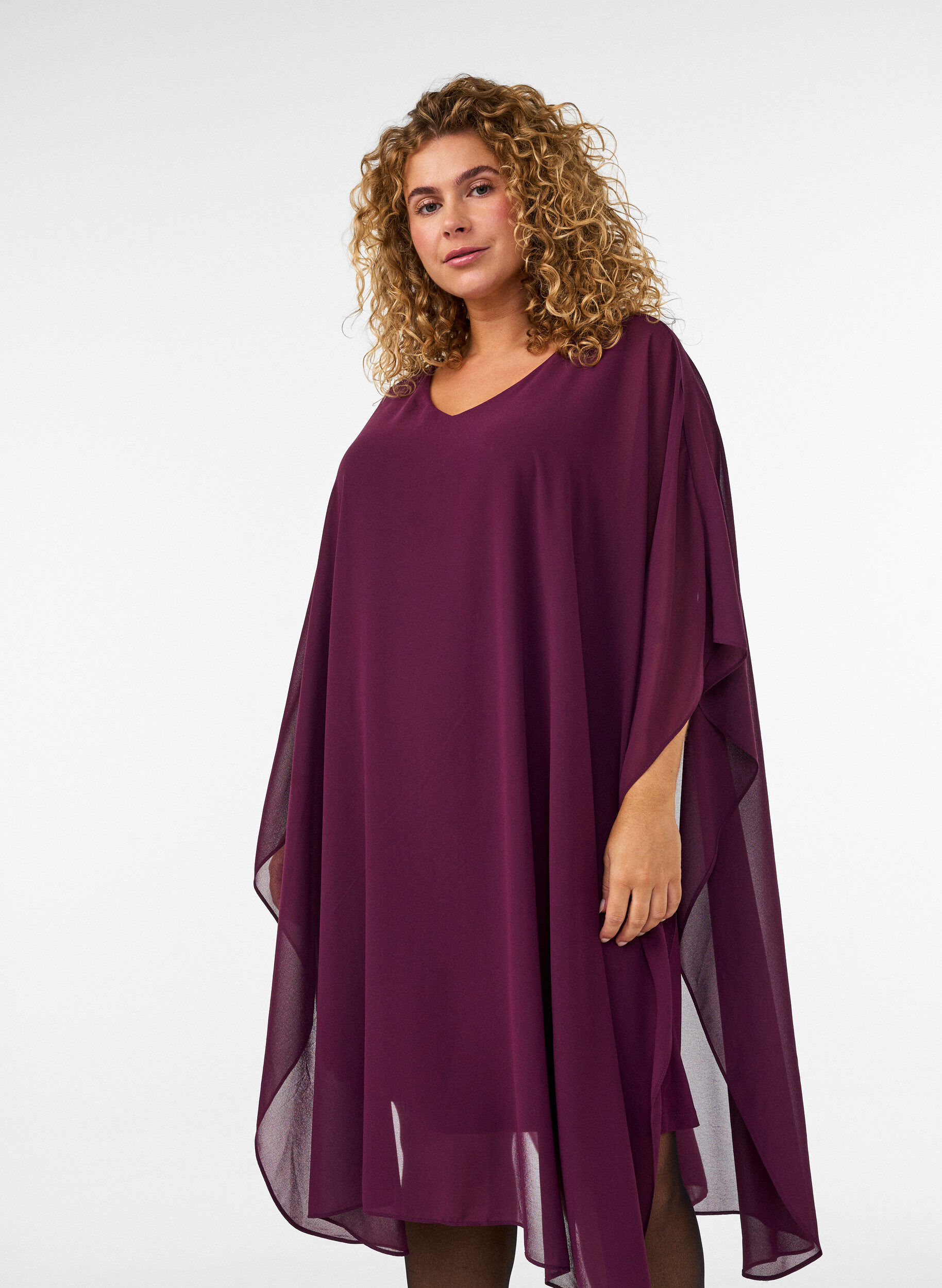 ZizzifashionShort chiffon dress with V-neck, Purple, Model image number 2