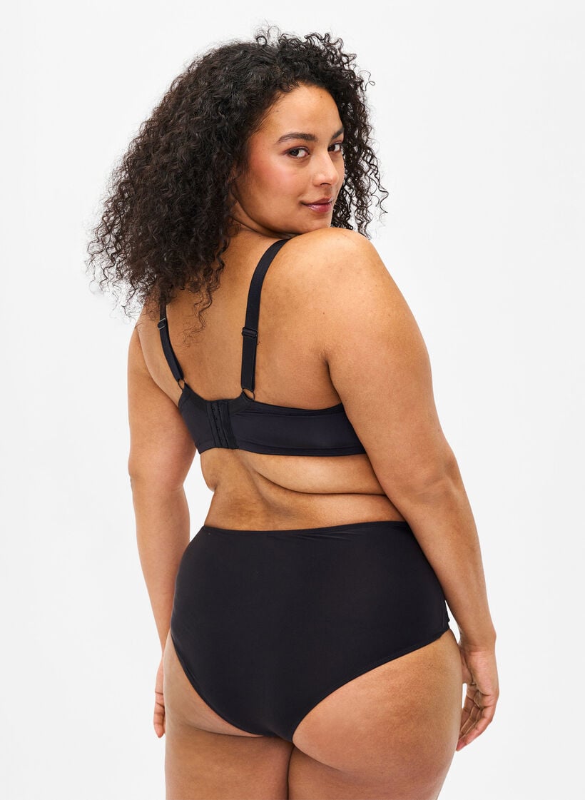Padded underwire bra with embroidery, Black, Model image number 1