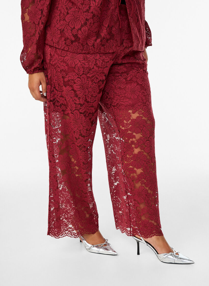 Lace trousers with a high waist and pockets, Dark Bordeaux, Model image number 2