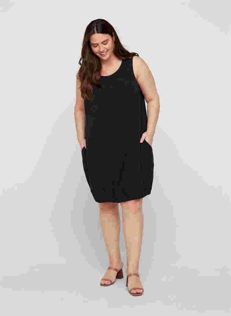 Sleeveless cotton dress, Black, Model image number 2