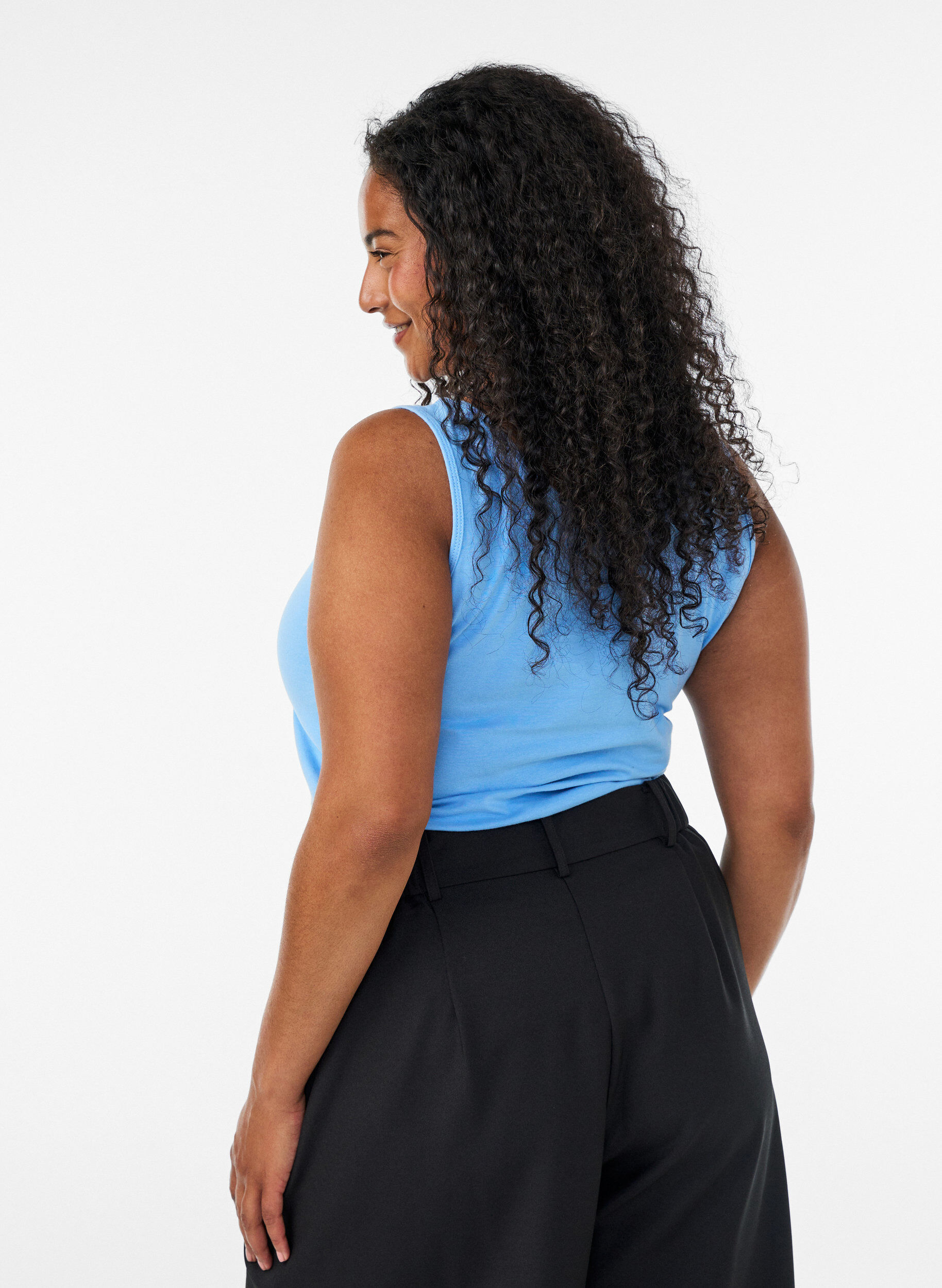 ZizzifashionSolid color basic top in cotton, Light Blue, Model image number 2