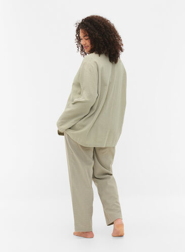 Cotton trousers with structure, Seagrass , Model image number 1
