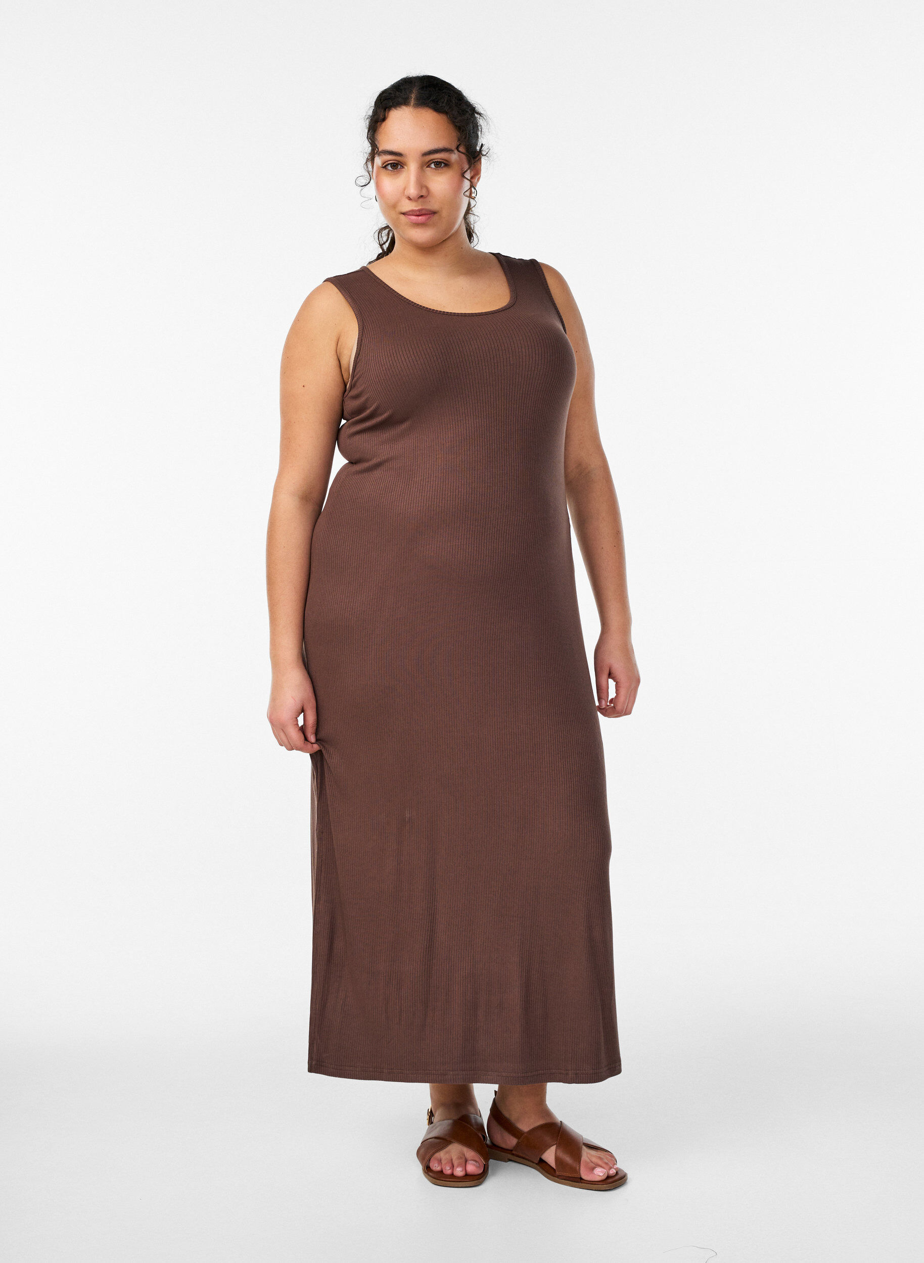 Zizzifashion Sleeveless ribbed dress in viscose, Brown, Model image number 0