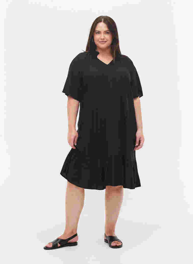 Short-sleeved viscose dress with v-neck, Black, Model image number 2