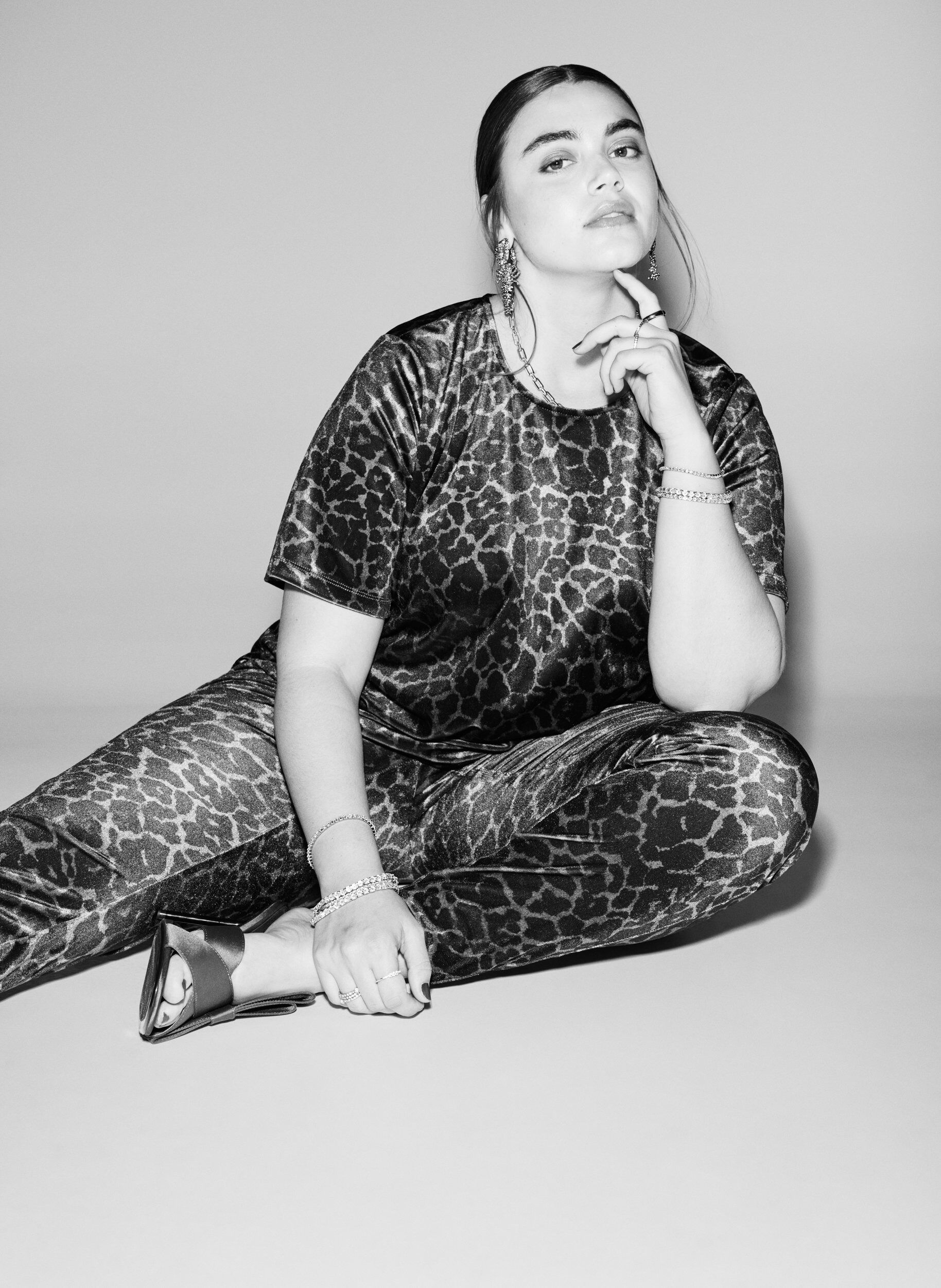 Zizzifashion Short-sleeved velour top, Brown, Image image number 0