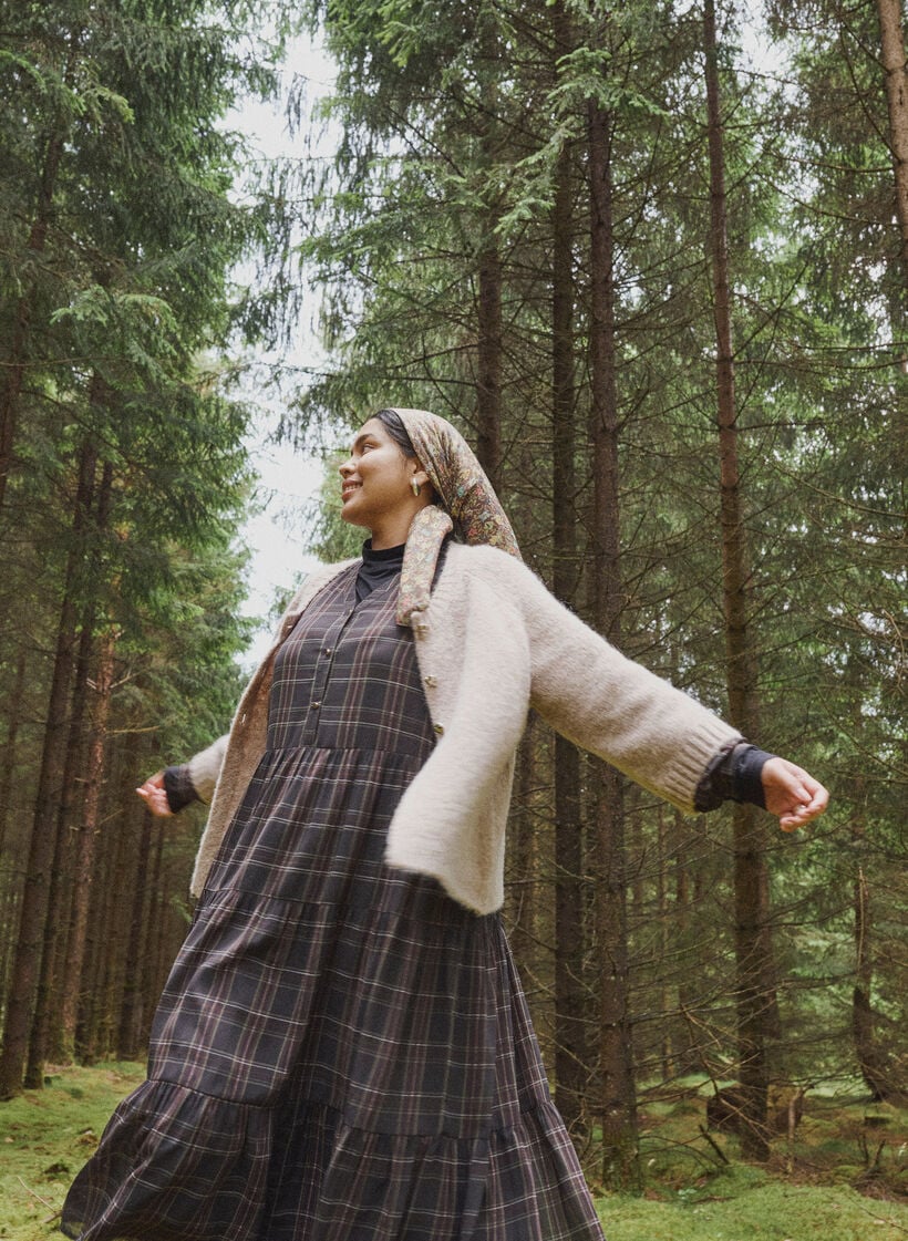 Checked midi dress with a tiered skirt, Brown, Image image number 0