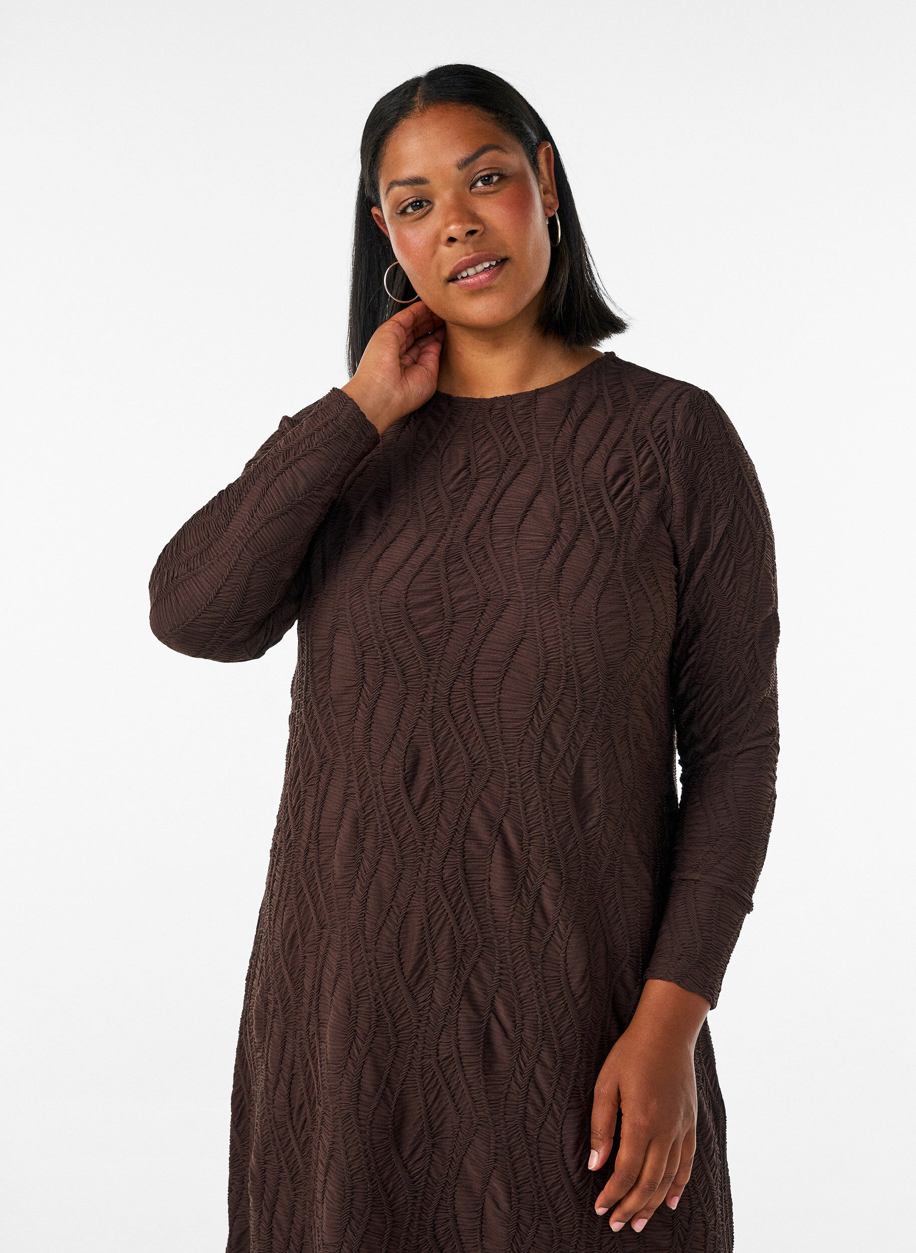 ZizzifashionMidi dress with a wavy texture and long sleeves, Brown, Model image number 2