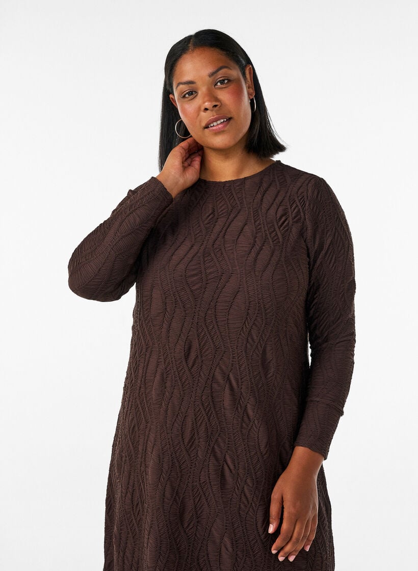 Midi dress with a wavy texture and long sleeves, Brown, Model image number 2