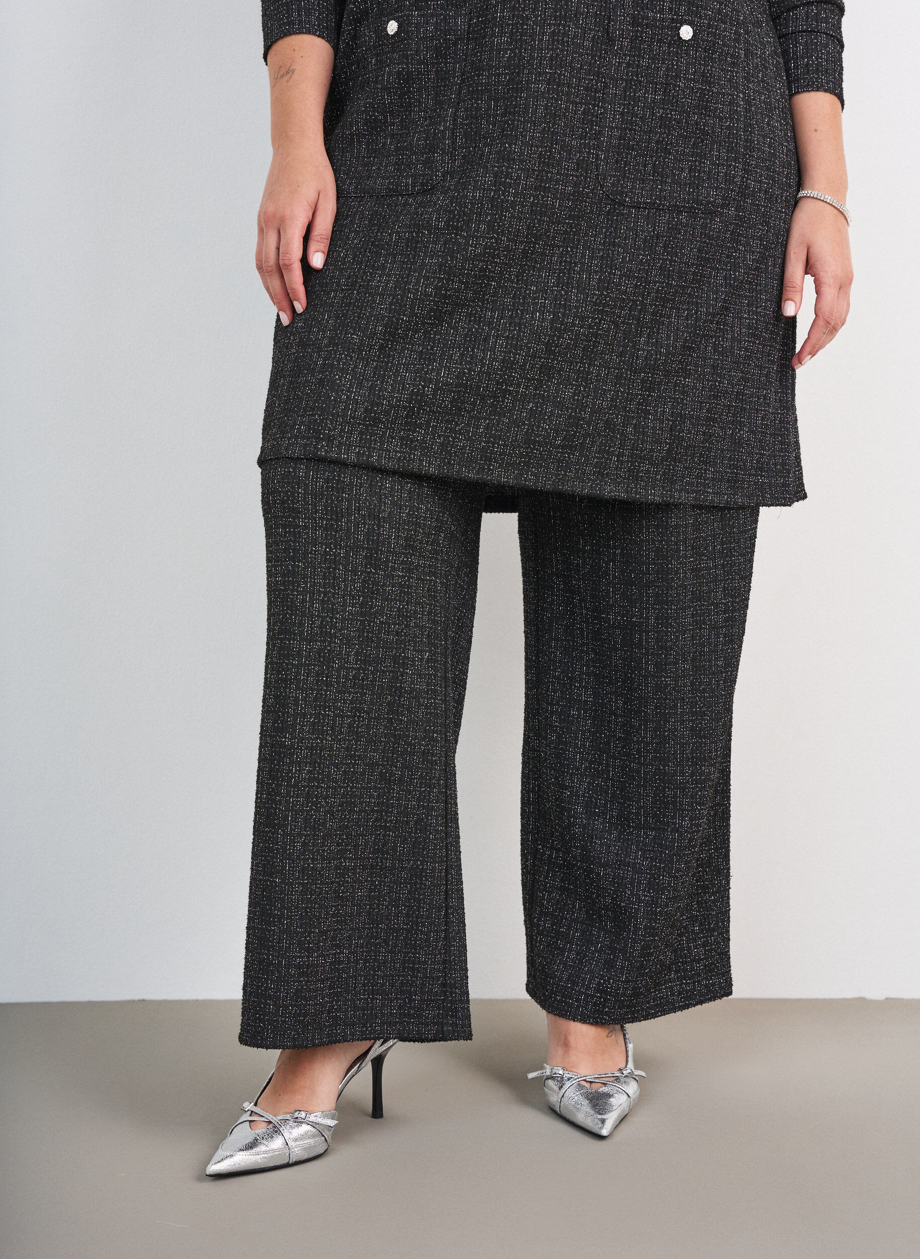 ZizzifashionStraight-leg boucl&eacute; trousers, Black, Model image number 2