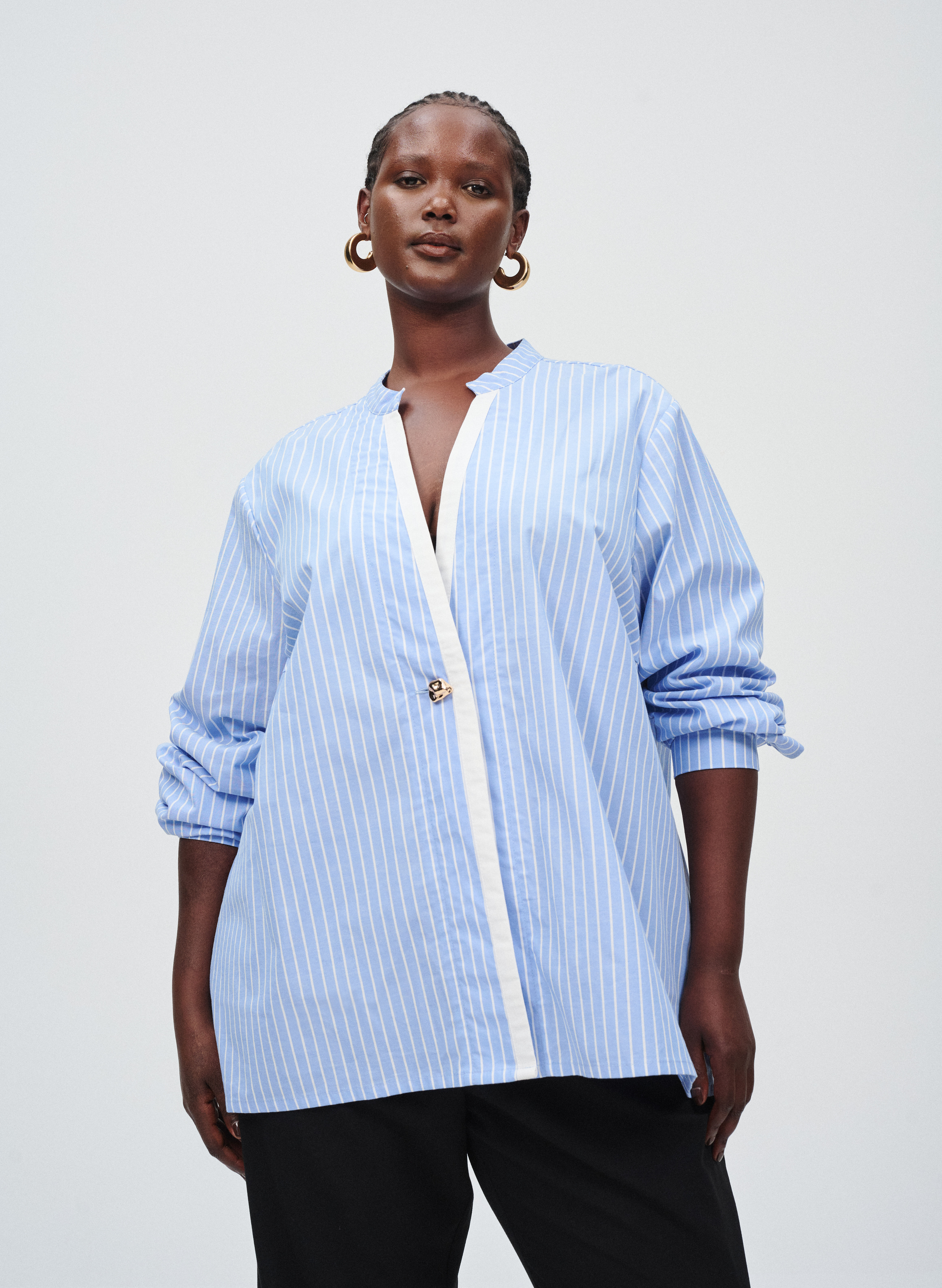 Zizzifashion Blue striped shirt with split detail, , Model
