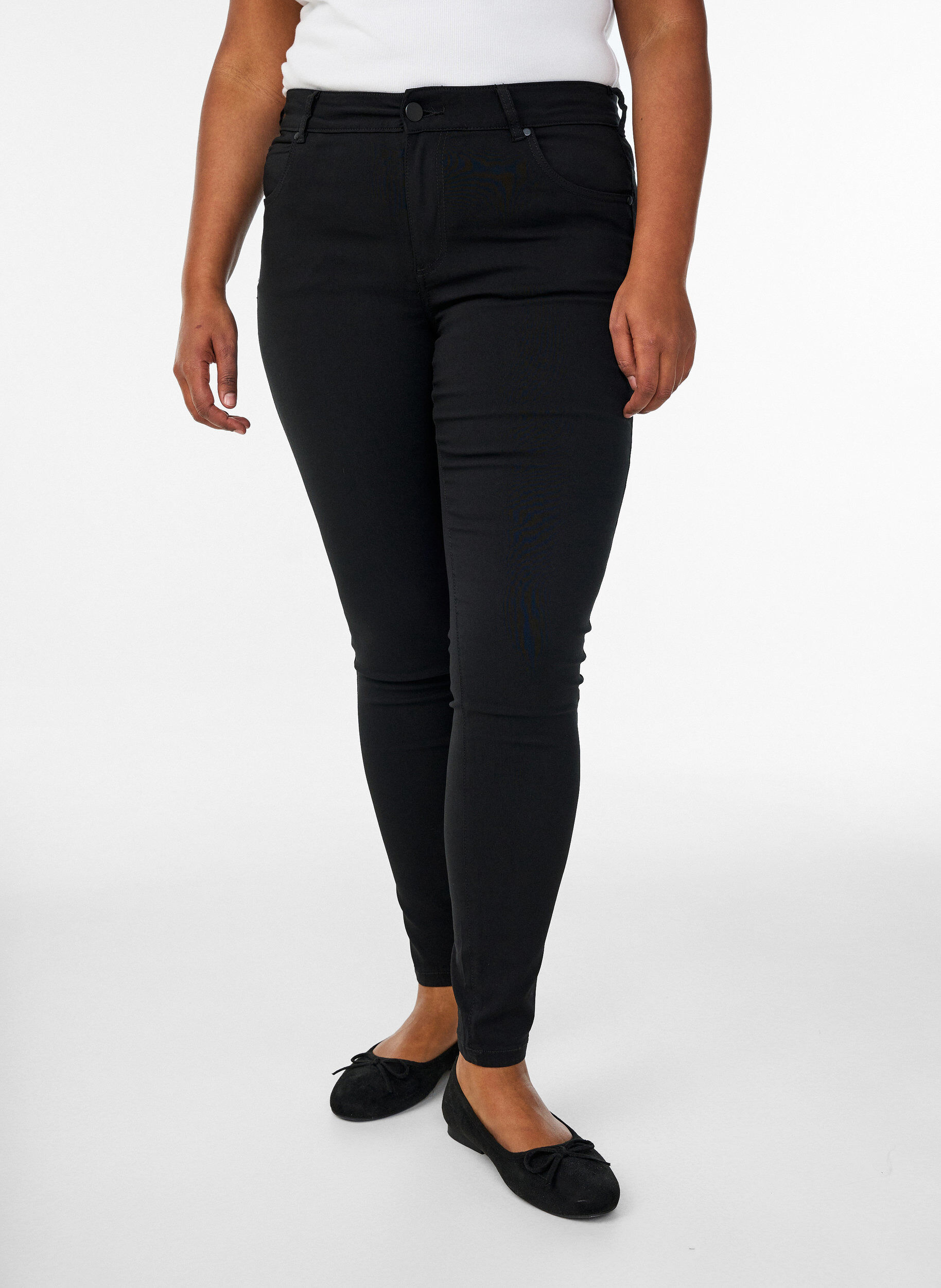 ZizzifashionSlim fit trousers with pockets, Black, Model image number 3