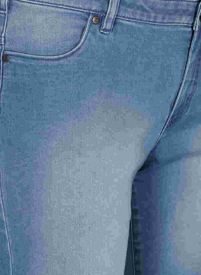 Slim fit Emily short with a regular waist, Light blue denim, Packshot image number 2