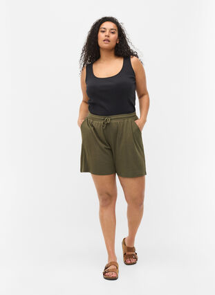 Shorts in ribbed fabric with pockets, Dusty Olive, Model image number 2