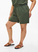 Shorts with pockets and elastic waistband, Green, Model image number 3
