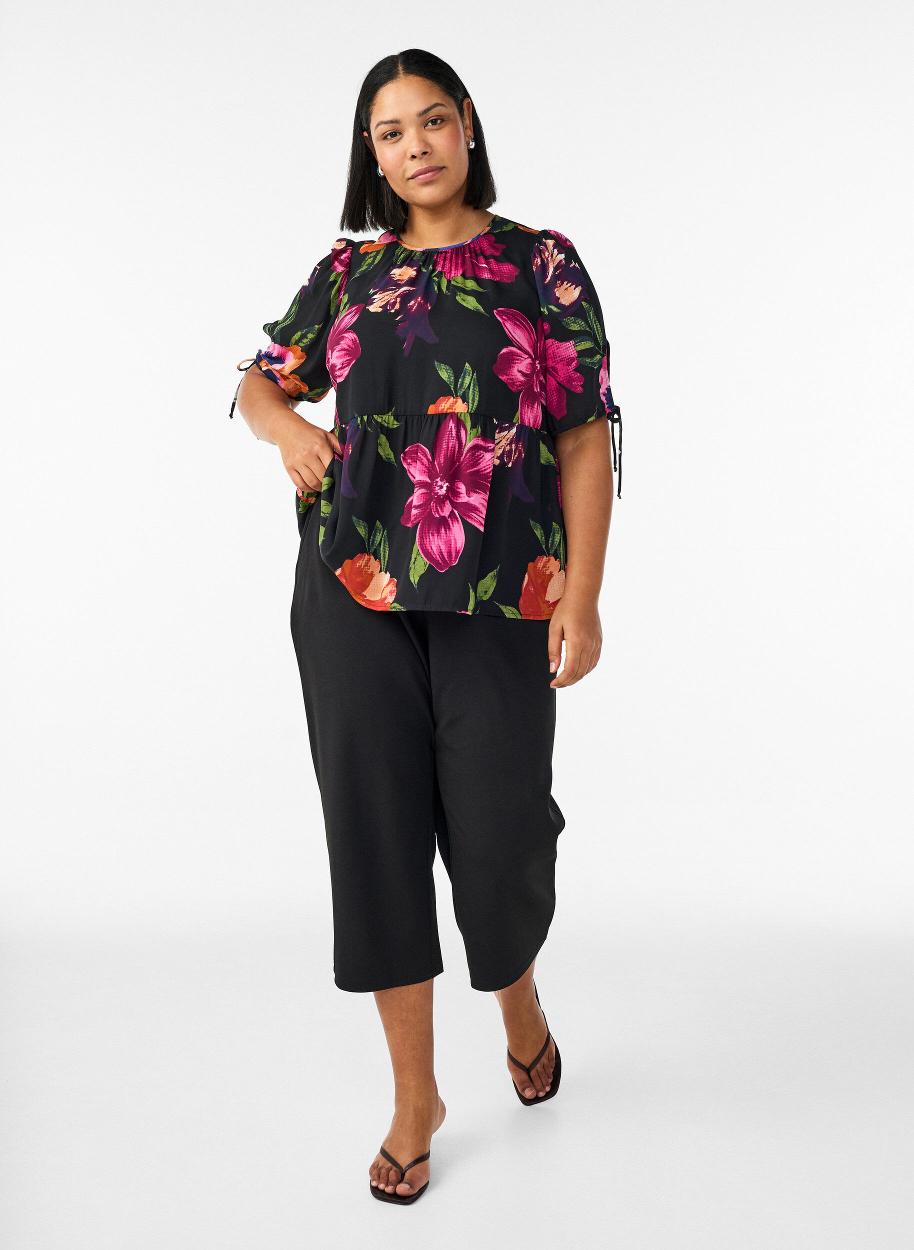 ZizzifashionBlouse with floral print and peplum, Black, Model image number 1
