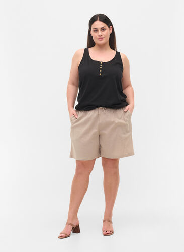 Loose shorts in a cotton blend with linen, Simply Taupe, Model image number 0