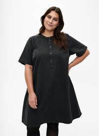 A-shape denim dress with short sleeves, Grey Denim, Model