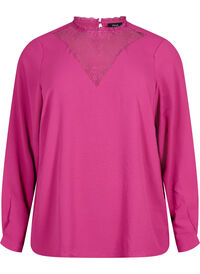 Long sleeved blouse with lace detail
