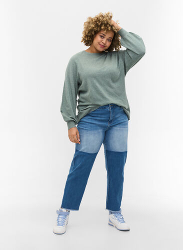 Cropped jeans with contrasting details, Blue denim, Model image number 0