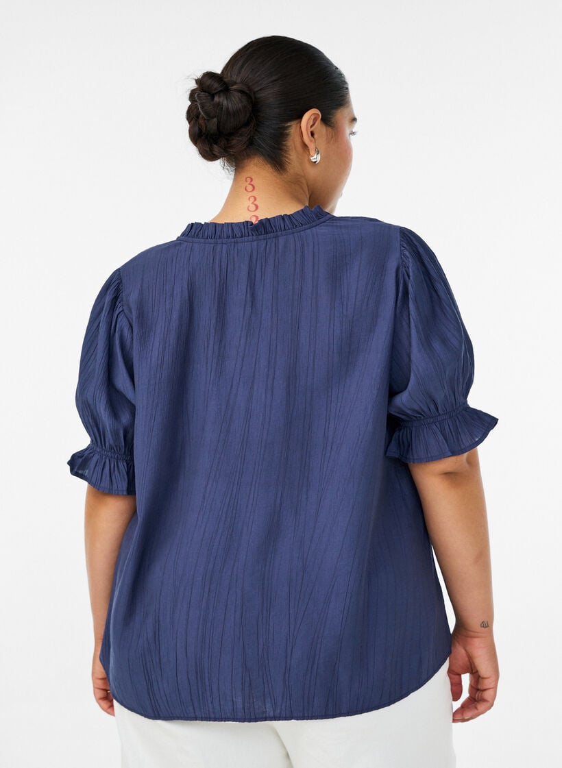 Blouse in a crinkled viscose blend with a V-neck, Blue, Model image number 2