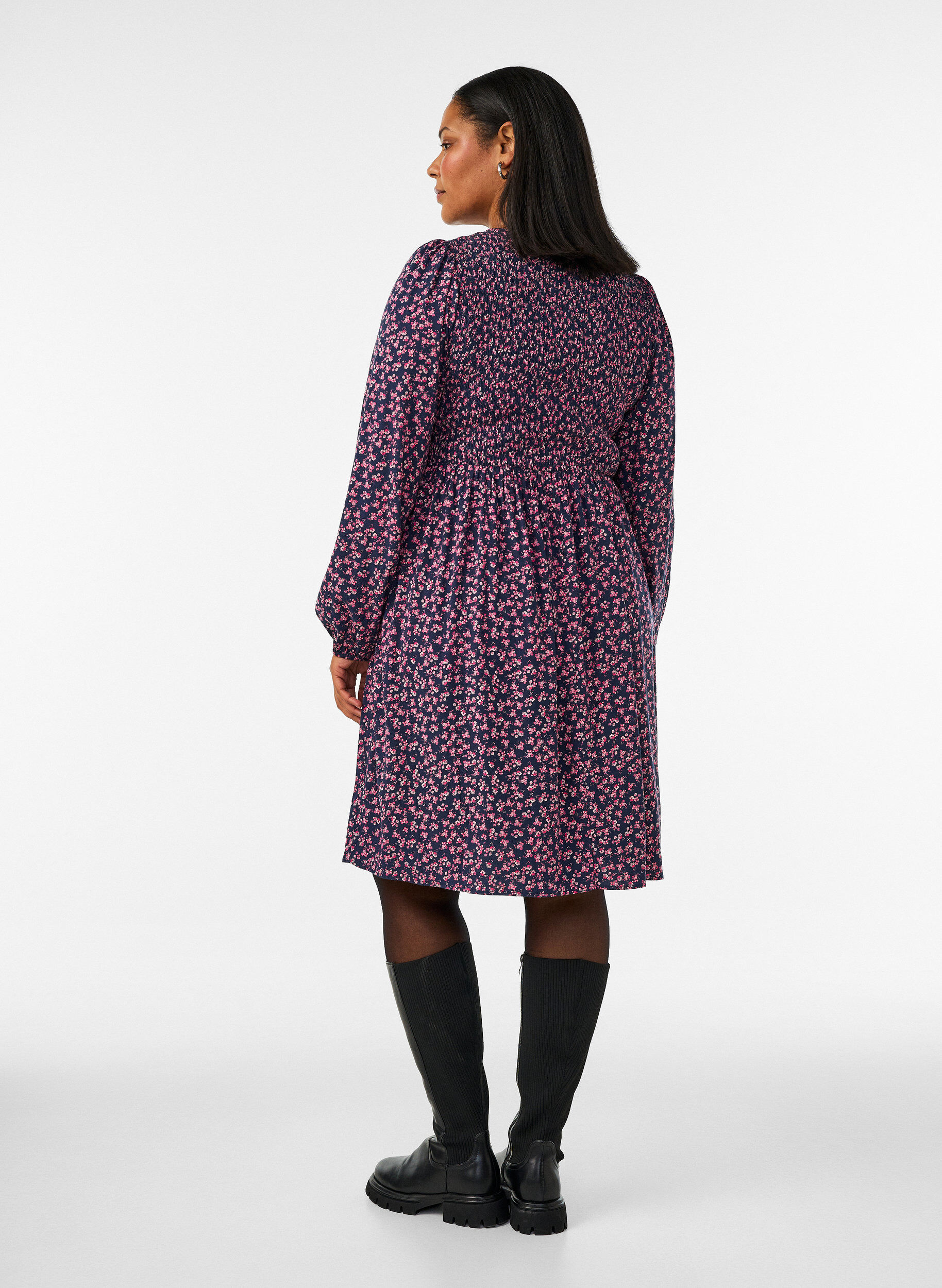 ZizzifashionDress with a smocked top and ditsy floral pattern, Blue, Model image number 2