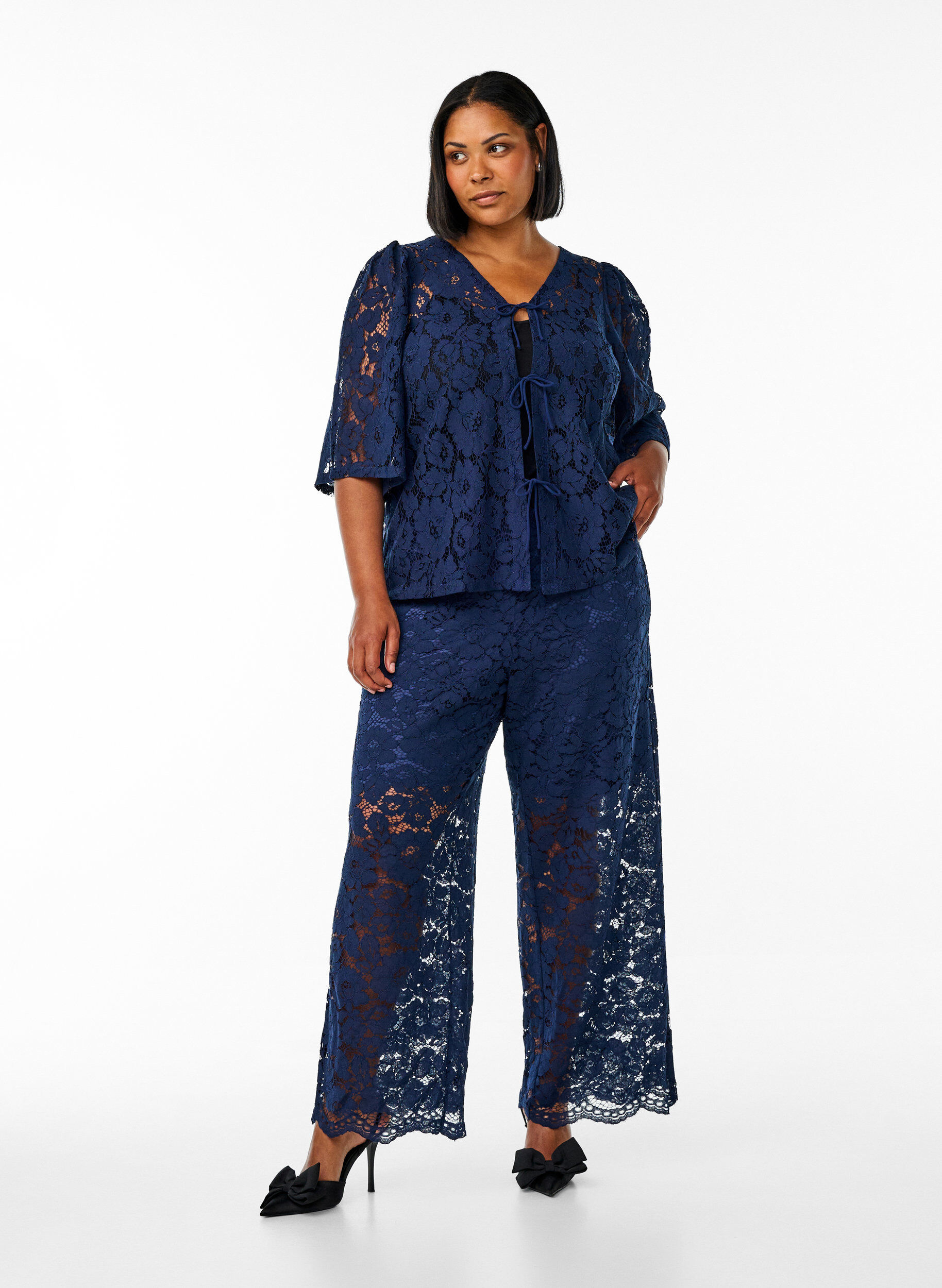 Zizzifashion Lace trousers with a high waist and pockets, Blue, Model image number 0