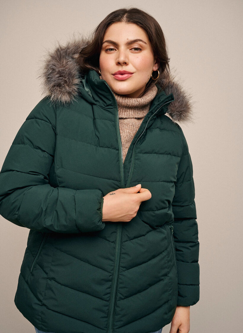 Short puffer jacket with hood, Green, Image image number 1